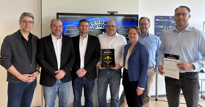 Florian Heinrichs (Heinrichs Drehteile), Stephen Collier (CAQ AG), Sascha Herrmann (CAQ AG), Volker Steffen (Heinrichs Drehteile), Kathrin Heinrichs (Heinrichs Drehteile), Dirk Heinrichs (Heinrichs Drehteile) und Rouwen Neurohr (Heinrichs Drehteile)
